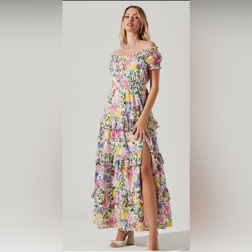 ASTR  VIONA FLORAL OFF SHOULDER TIERED MAXI DRESS